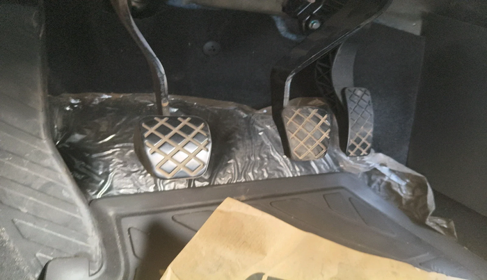 2022 Volkswagen TAIGUN HIGHLINE 1.0 TSI MT, Petrol, Manual, 17,646 km, interior