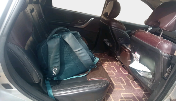2012 Mahindra XUV500 W4, Diesel, Manual, 1,09,807 km, interior