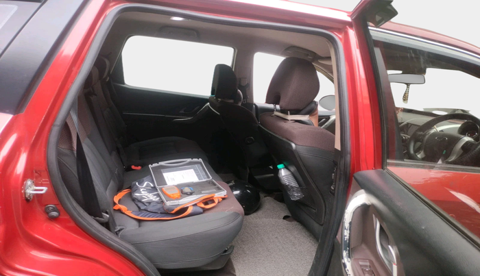 2012 Mahindra XUV500 W6, Diesel, Manual, 1,08,070 km, interior