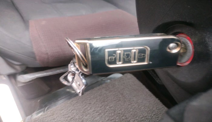 2012 Mahindra XUV500 W6, Diesel, Manual, 1,08,070 km, interior