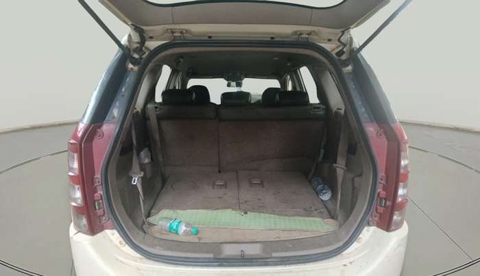 2012 Mahindra XUV500 W8, Diesel, Manual, 1,42,343 km, exterior