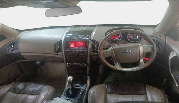 2012 Mahindra XUV500 W8, Diesel, Manual, 1,42,343 km, interior