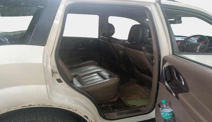 2012 Mahindra XUV500 W8, Diesel, Manual, 1,42,343 km, interior