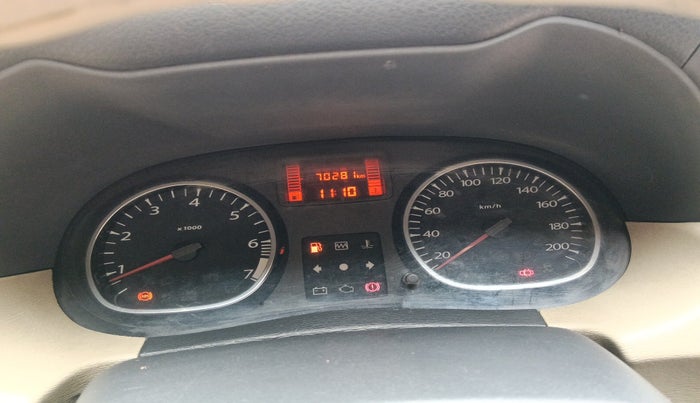 2014 Renault Duster RXL PETROL, Petrol, Manual, 70,281 km, interior