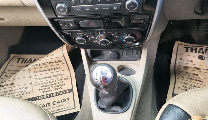 2015 Nissan Terrano XL D PLUS, Diesel, Manual, 62,553 km, interior