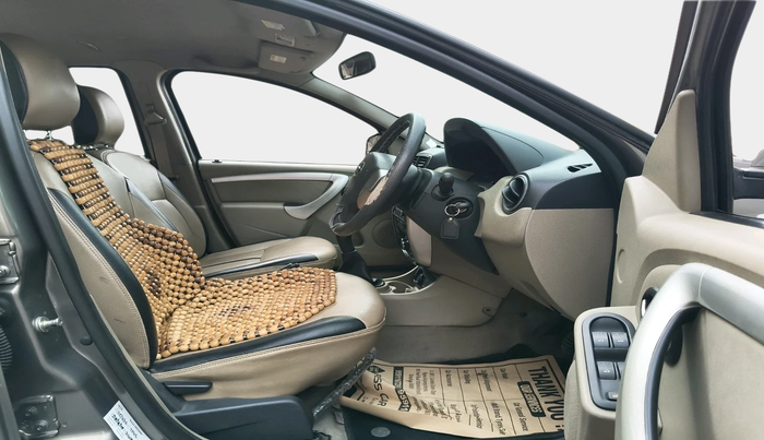 2015 Nissan Terrano XL D PLUS, Diesel, Manual, 62,553 km, interior