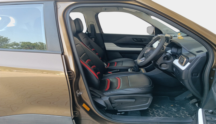 2022 Tata PUNCH ACCOMPLISHED MT, Petrol, Manual, 14,497 km, interior