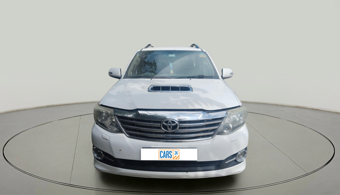 2013 Toyota Fortuner 3.0 4X2 AT, Diesel, Automatic, 1,31,692 km, exterior