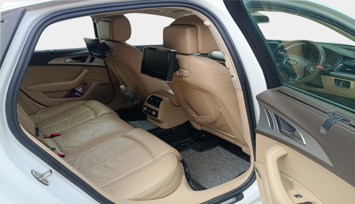 2011 Audi A6 2.0 TDI, Diesel, Automatic, 1,36,286 km, interior