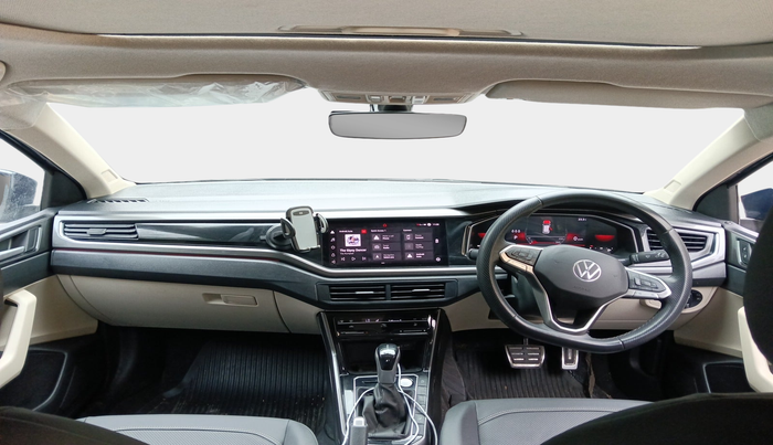 2024 Volkswagen VIRTUS GT PLUS TSI 1.5 EVO DSG, Petrol, Automatic, 4,642 km, interior