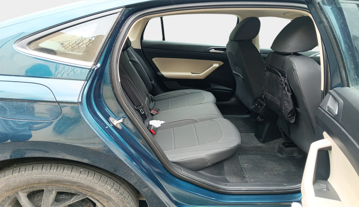 2024 Volkswagen VIRTUS GT PLUS TSI 1.5 EVO DSG, Petrol, Automatic, 4,642 km, interior