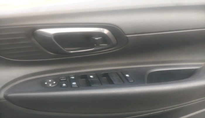 2022 Hyundai NEW I20 SPORTZ 1.2 MT, Petrol, Manual, 86,522 km, interior