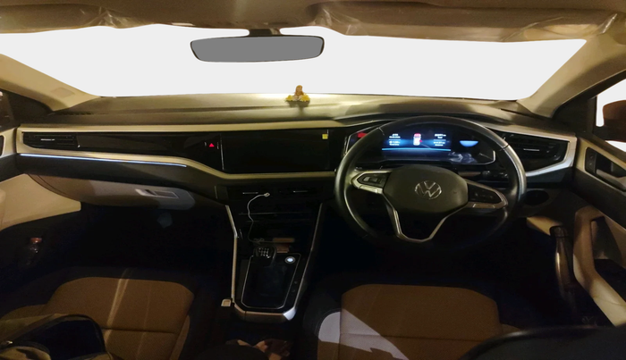 2023 Volkswagen VIRTUS TOPLINE TSI 1.0 MT, Petrol, Manual, 35,591 km, interior