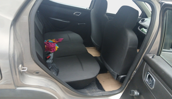 2018 Renault Kwid RXT 1.0 AMT (O), Petrol, Automatic, 19,028 km, interior