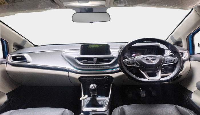 2022 Tata ALTROZ XZ PLUS PETROL, Petrol, Manual, 19,980 km, interior