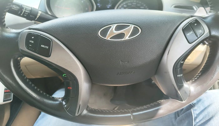 2013 Hyundai New Elantra 1.6 CRDI, Diesel, Manual, 1,17,519 km, interior