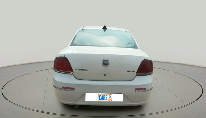 2010 Fiat Linea EMOTION 1.3, Diesel, Manual, 1,39,001 km, exterior