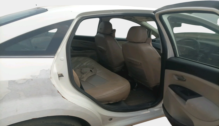 2010 Fiat Linea EMOTION 1.3, Diesel, Manual, 1,39,001 km, interior