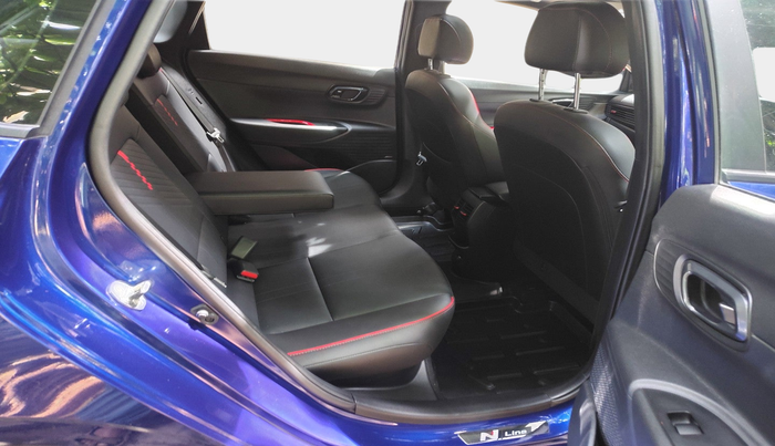 2022 Hyundai NEW I20 N LINE N8 1.0 TURBO GDI IMT DUAL TONE, Petrol, Manual, 5,764 km, interior
