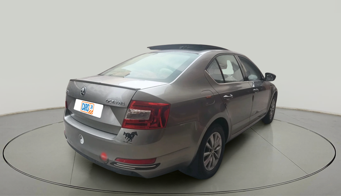 2016 Skoda Octavia STYLE PLUS AT 1.8 TSI, Petrol, Automatic, 50,433 km, exterior