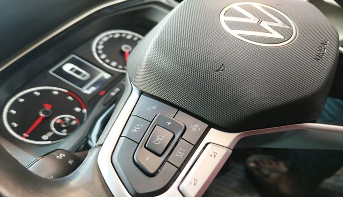 2023 Volkswagen VIRTUS HIGHLINE TSI 1.0 MT, Petrol, Manual, 16,716 km, interior