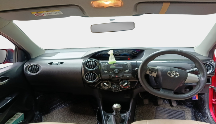 2014 Toyota Etios CROSS 1.4 VD, Diesel, Manual, 83,900 km, interior