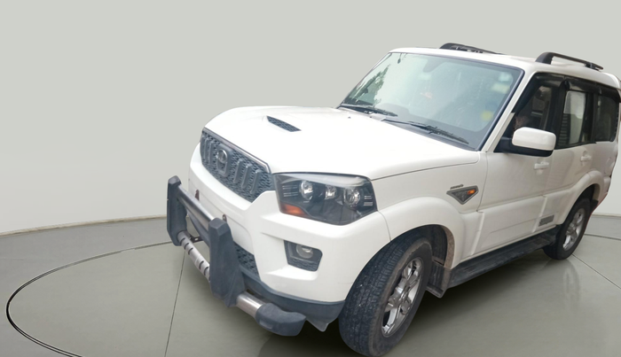 2015 Mahindra Scorpio S10, Diesel, Manual, 88,887 km, exterior