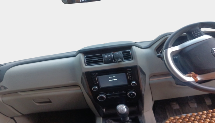 2015 Mahindra Scorpio S10, Diesel, Manual, 88,887 km, interior