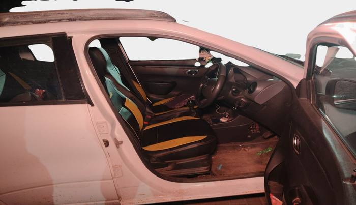 2019 Renault Kwid RXT 0.8 (O), Petrol, Manual, 1,06,473 km, interior