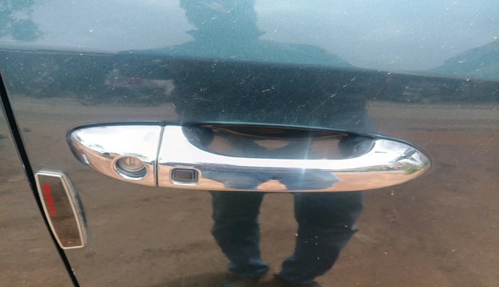 2019 Mahindra XUV300 W8 (O) 1.5 DIESEL, Diesel, Manual, 87,032 km, interior