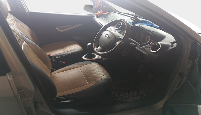 2013 Ford Figo TITANIUM 1.4 DIESEL, Diesel, Manual, 1,29,260 km, interior