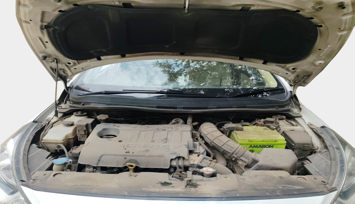 2013 Hyundai Verna FLUIDIC 1.6 CRDI SX, Diesel, Manual, 1,54,322 km, exterior