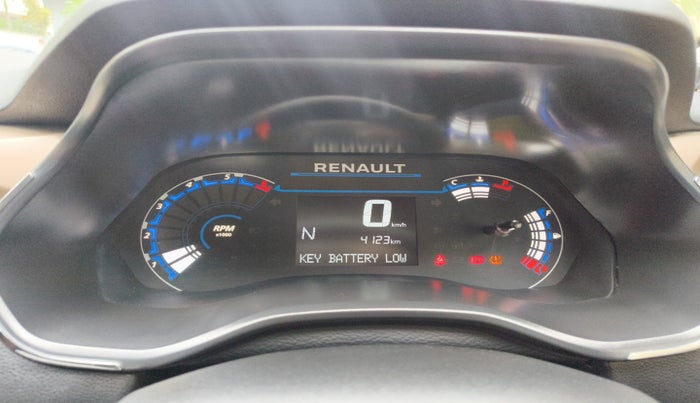 2023 Renault Kiger RXT (O) AMT, Petrol, Automatic, 4,123 km, interior