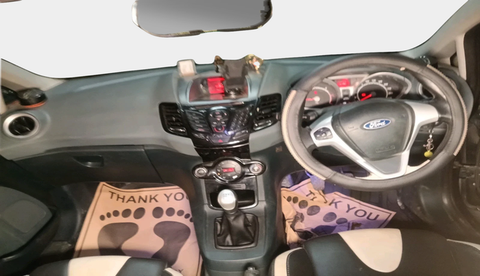 2011 Ford Fiesta TITANIUM DIESEL, Diesel, Manual, 1,15,490 km, interior