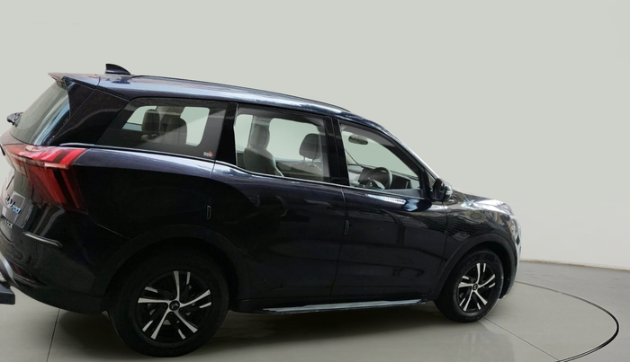 2022 Mahindra XUV700 AX 3 D MT 7 STR, Diesel, Manual, 36,362 km, exterior