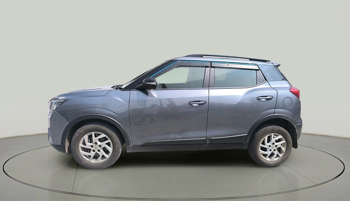 2022 Mahindra XUV300 W8 1.5 DIESEL, Diesel, Manual, 88,457 km, exterior