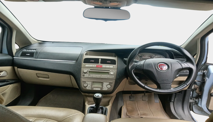 2010 Fiat Linea T JET PLUS, Petrol, Manual, 74,854 km, interior