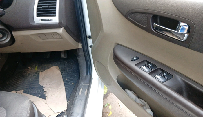 2011 Hyundai i20 MAGNA 1.2, Petrol, Manual, 70,000 km, interior