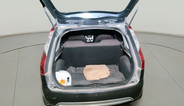 2011 Ford Figo ZXI 1.2 PETROL, Petrol, Manual, 1,13,801 km, exterior