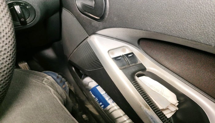 2011 Ford Figo ZXI 1.2 PETROL, Petrol, Manual, 1,13,801 km, interior