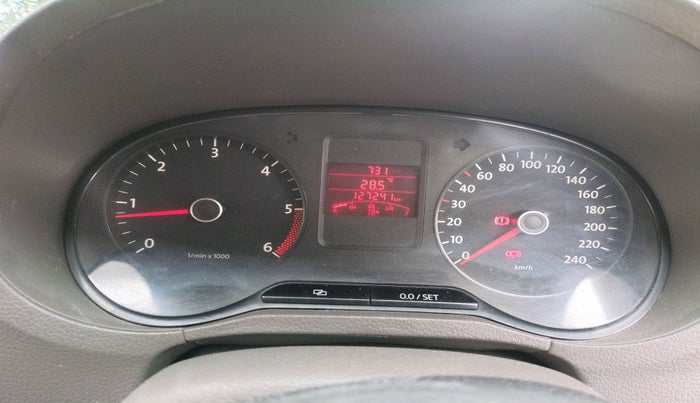 2011 Volkswagen Vento TRENDLINE DIESEL 1.6, Diesel, Manual, 1,27,241 km, interior
