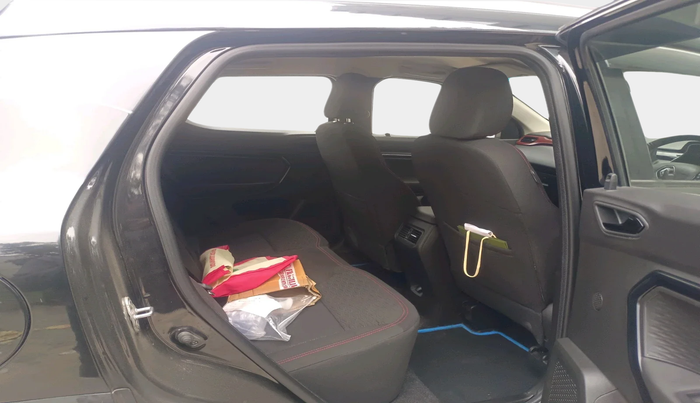 2023 Renault Kiger RXZ AMT, Petrol, Automatic, 24,746 km, interior