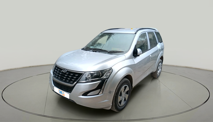 2020 Mahindra XUV500 W5, Diesel, Manual, 38,135 km, exterior