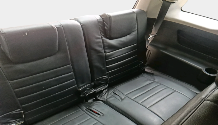 2020 Mahindra XUV500 W5, Diesel, Manual, 38,135 km, interior