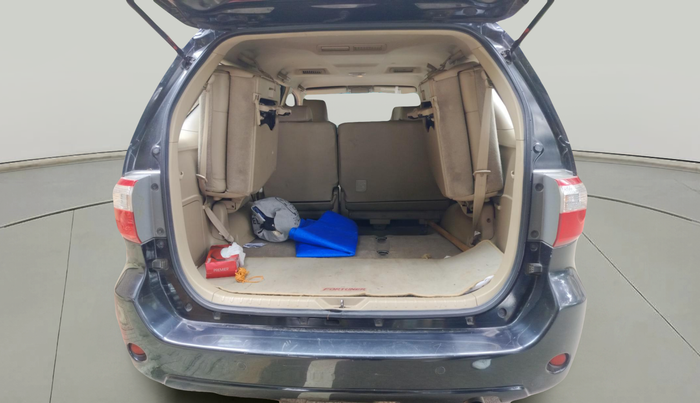 2010 Toyota Fortuner 3.0 4X4 MT, Diesel, Manual, 78,280 km, exterior