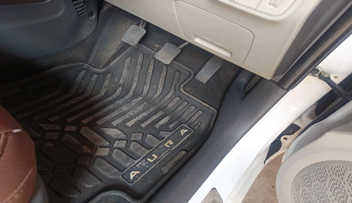 2023 Hyundai AURA SX 1.2, Petrol, Manual, 27,438 km, interior