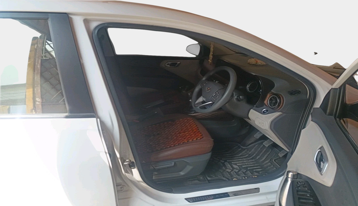 2023 Hyundai AURA SX 1.2, Petrol, Manual, 27,438 km, interior