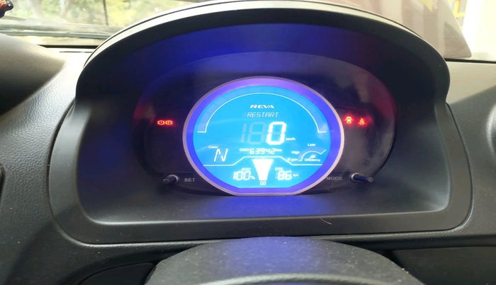 2017 Mahindra E2O T6, Electric, Automatic, 63,942 km, interior