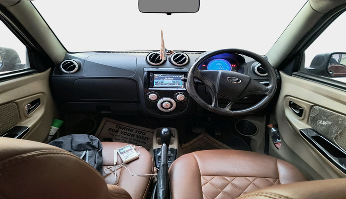 2017 Mahindra E2O T6, Electric, Automatic, 63,942 km, interior