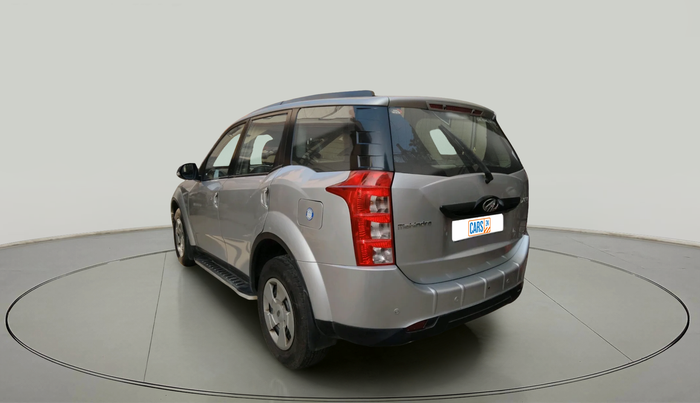 2017 Mahindra XUV500 W6, Diesel, Manual, 75,531 km, exterior